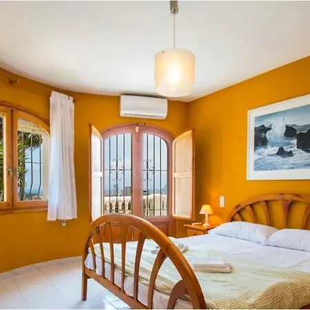 Sea&dreams Niceview Villa