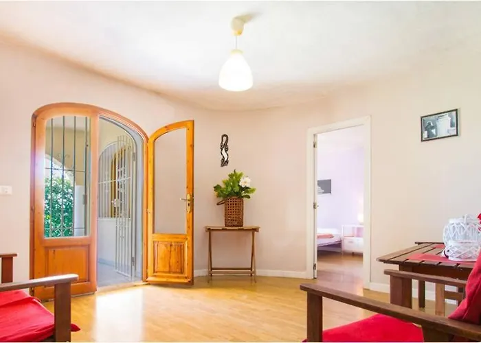 Sea&dreams Niceview Villa